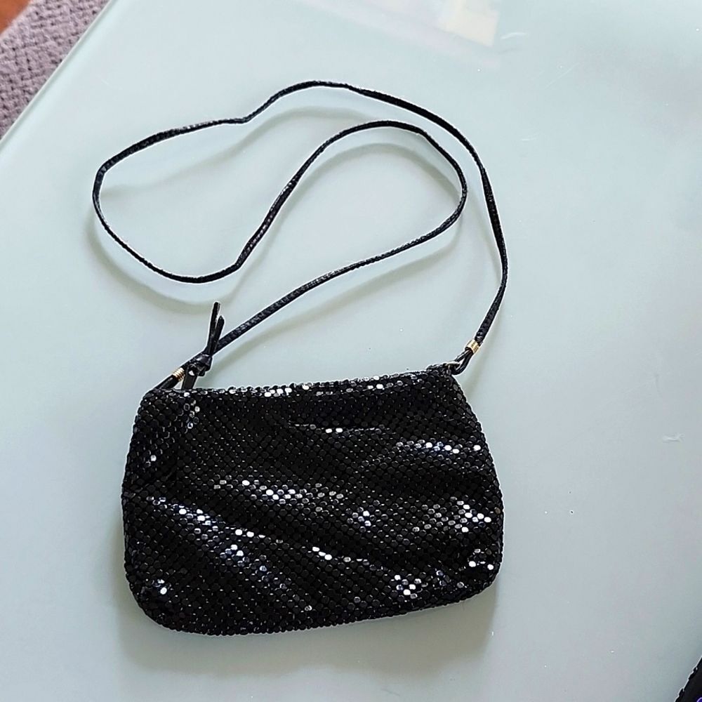 Whiting & DavisāMetallicāShimmer Vintageā Retro Y2K Whimsigoth Witchy Disco Bag